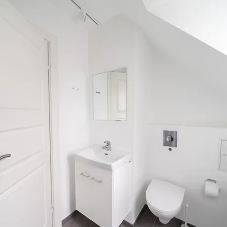 Great 2-bed Penthouse Apartment.